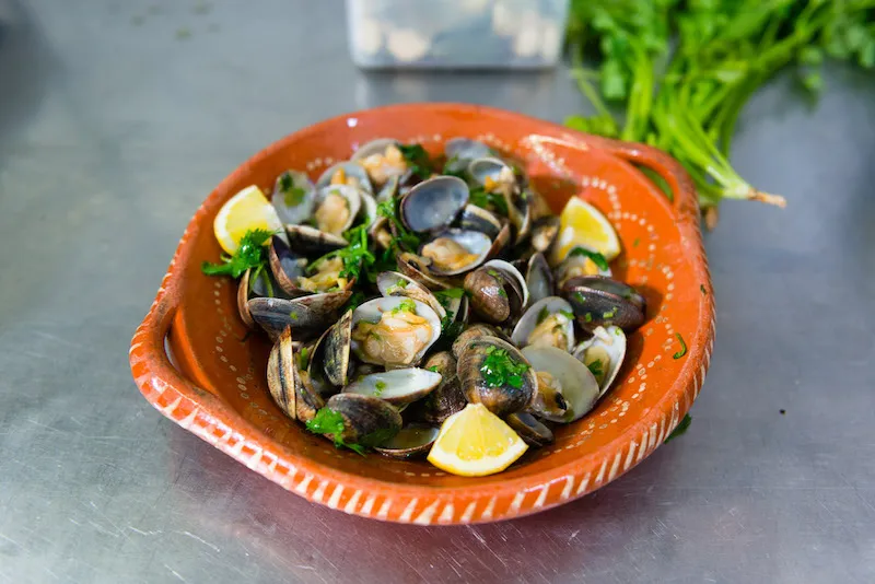 Amêijoa à bulhão pato clams